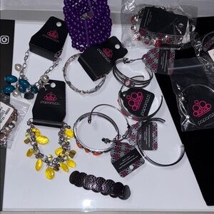 Mixture Lot of 14 bracelets. Paparazzi.